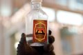 В Госдуме россиянам предложили заваривать кору дуба и пить настойку боярышника вместо лекарств