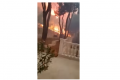 Отчаянный грек от первого лица снял видео, как на его дом надвигается огромный лесной пожар