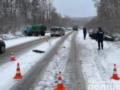 В Винницкой области легковой автомобиль “влетел” в грузовик — три человека погибло
