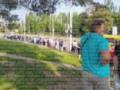 В Киеве после ночного обстрела – километровые очереди на остановках транспорта и такси почти за 1000 гривен
