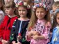 Выбираем детскую вышиванку к 1 сентября: лакшеры-вышивка ручной работы или бюджетная машинная?