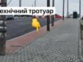  Київавтодор  отреагировал на новость о странной велодорожке на Дарницком мосту