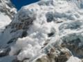 Семеро альпинистов погибли из-за снежной лавины в Непале