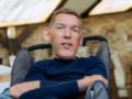 Не может даже руку сам поднять, - адвокат о состоянии львовянина с СМА Гусакове