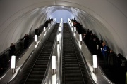 В Петербурге метро  Сенная площадь  снова закрыли после звонка о бомбе