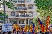 Парламент Каталонии принял закон о порядке выхода из состава Испании