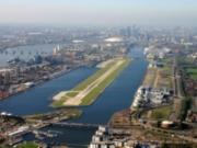 Аэропорт Лондона закрыли из-за найденной в Темзе бомбы