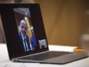 Зеленский рассказал о разговоре с президентом FIFA