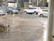 Поваленные деревья и подтопления: Киев накрыла гроза