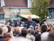 Орбан начал сбор подписей против  военного плана  ЕС