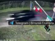 В Закарпатье мобилизованный адвокат сбежал в Венгрию, протаранив шлагбаумы