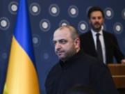 Умеров прибыл на важные переговоры в Стамбул