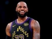 Леброн Джеймс благодаря точным броскам стал шестым в истории НБА