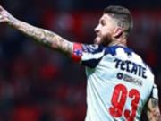 Клуб из Франции начал переговоры с легендой Реала