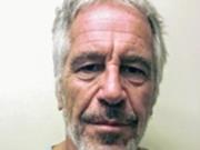 Епштейн мог работать на РФ и собирать компромат на мировых лидеров - СМИ