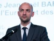 Париж раскритиковал  слив  Сийярто Лаврову