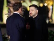 Макрон приветствовал разблокировку кредита Украине