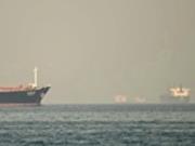 Нефть дешевеет после прекращения атак Израиля и Ирана