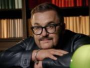 Александр Пономарев сделал редкое заявление о личной жизни, которую держит в тайне: жена ревновала к героине книги