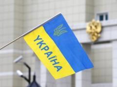 Тревога, разочарование и надежда: какие чувства испытывают украинцы к Украине