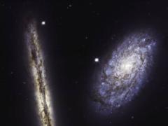  Хаббл  сделал снимок двух спиральных галактик