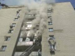 В столичной многоэтажке загорелась квартира: люди выпрыгивали из окон