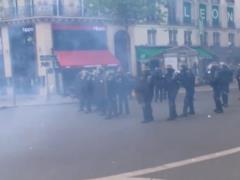 Митингующие против реформ Макрона начали погромы в Париже