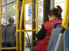 В столице пассажиры устроили драку в троллейбусе