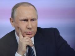 Россия готова передать Украине корабли из аннексированного Крыма, - Путин