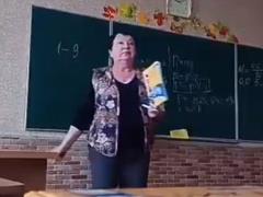 Г*вно вонючее : учитель из Василькова стала  звездой  соцсетей