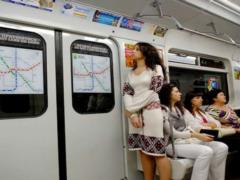 Пассажиры в вышиванках смогут бесплатно ездить в киевском метро