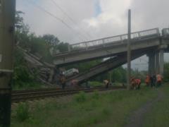 Сепаратисты взорвали мост между Луганском и Красным Лучом