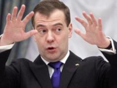 Ловкий пройдоха: в России рассказали, зачем Путину Медведев