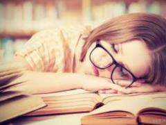 Как на нас влияет постоянный недосып?