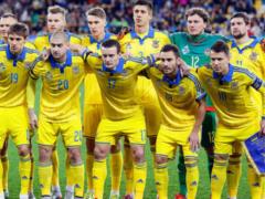 Футболисты сборной Украины отказались жить в  Москве 