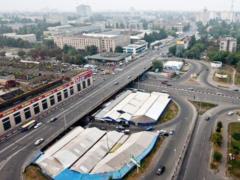 Из-за сноса Шулявского путепровода проблемы с движением будут по всему Киеву, а красная ветка метро будет переполнена