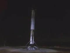 Ракета Falcon 9 успешно вернулась на космодром в Калифорнии