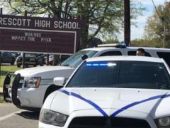 В Аризоне подросток устроил стрельбу в школе, есть раненный