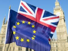 Британские депутаты поддержали отсрочку Brexit