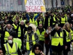  Желтые жилеты  устроят марш в Париже
