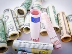 Ликбез для Зеленского: сколько Украина тратит на обслуживание долгов