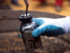 РФ выплатила Украине компенсацию за  грязную  нефть