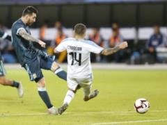 Гол Месси в компенсированное время спас Аргентину от поражения в матче с Уругваем