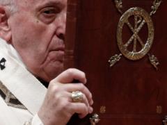 Папа Римский – в Рождество: Бог продолжает любить даже худших из нас