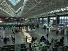В римском аэропорту усиливают меры безопасности из-за неизвестного китайского коронавируса