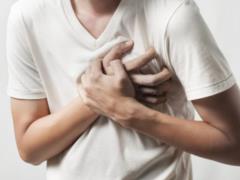 Врачи назвали первые признаки сердечного приступа
