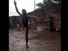 11-летний мальчик из Нигерии станцевал балет и стал звездой соцсетей