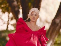  Мой голос, моя сила . Леди Гага снялась в мини-фильме, посвященном новому аромату Valentino