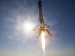 SpaceX назвала причину февральской аварии ракеты Falcon 9