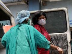 Более 400 тысяч новых случаев заражения коронавирусом выявили в Индии за сутки